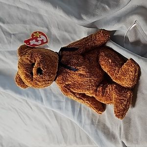 Ty fuzz beanie bear .has tags .from a personal collection